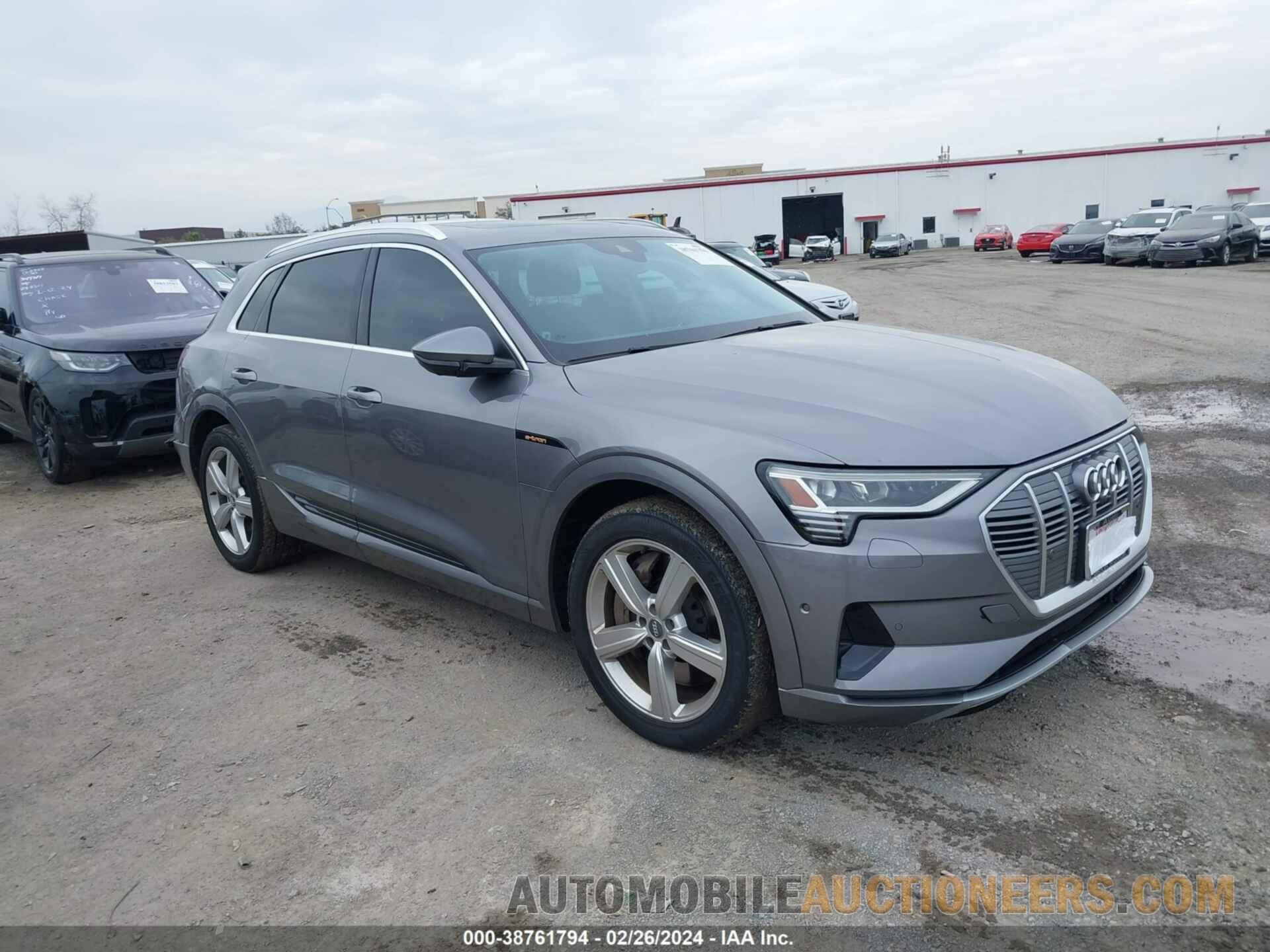 WA1LAAGE8KB023528 AUDI E-TRON 2019