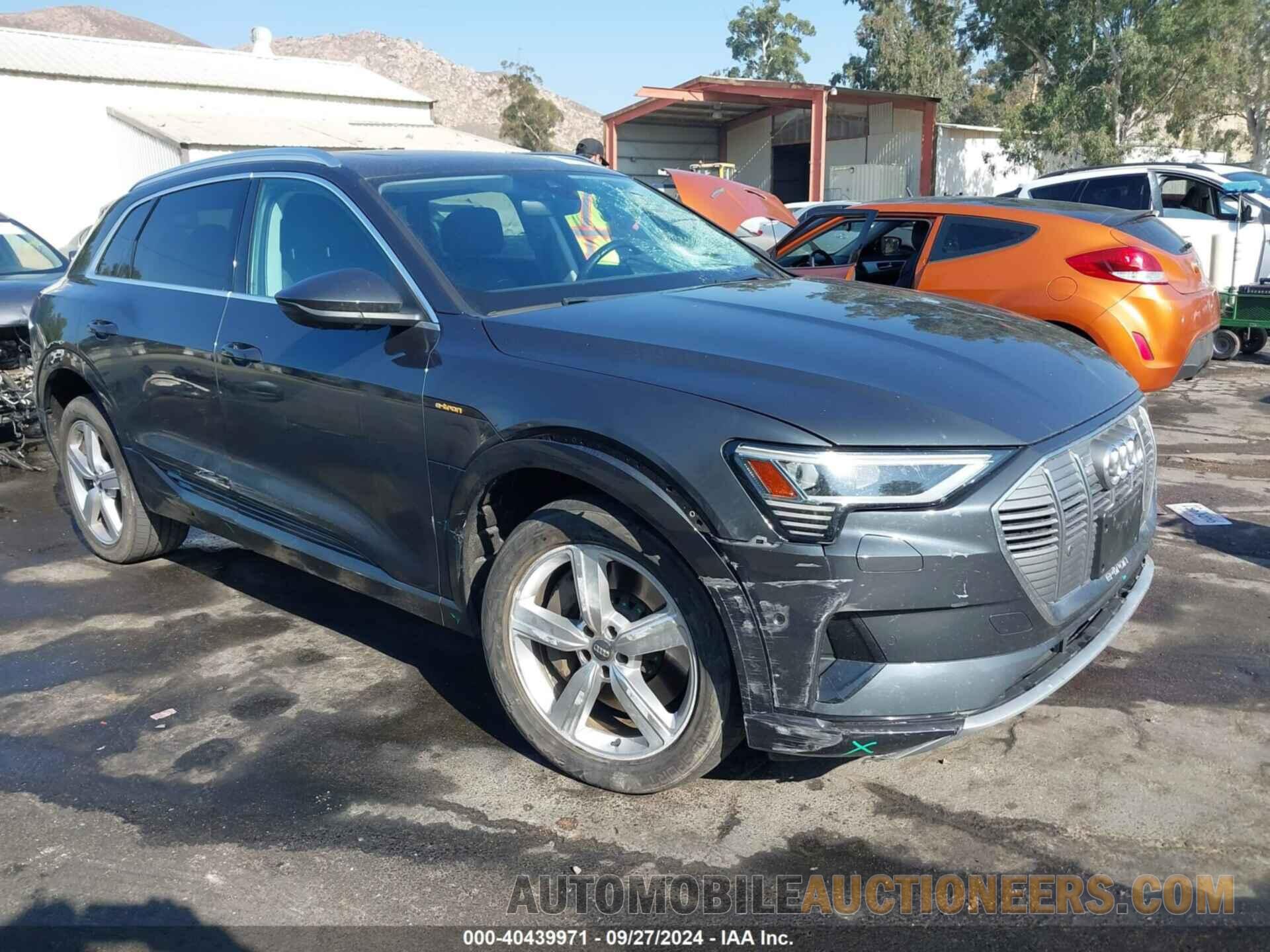 WA1LAAGE9KB021285 AUDI E-TRON 2019