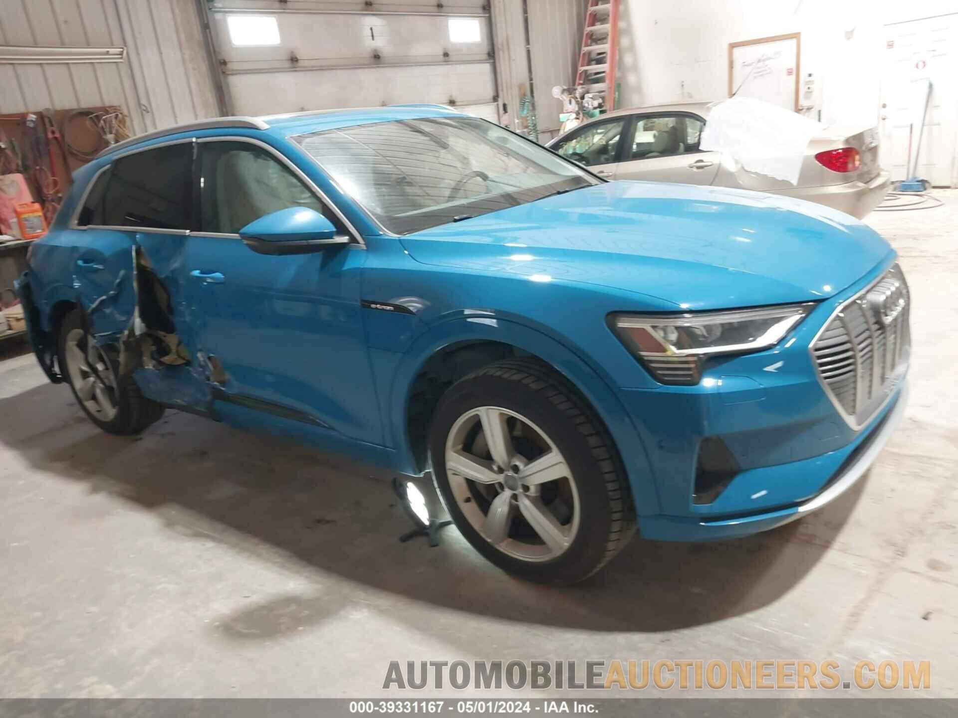 WA1LAAGEXKB017472 AUDI E-TRON 2019