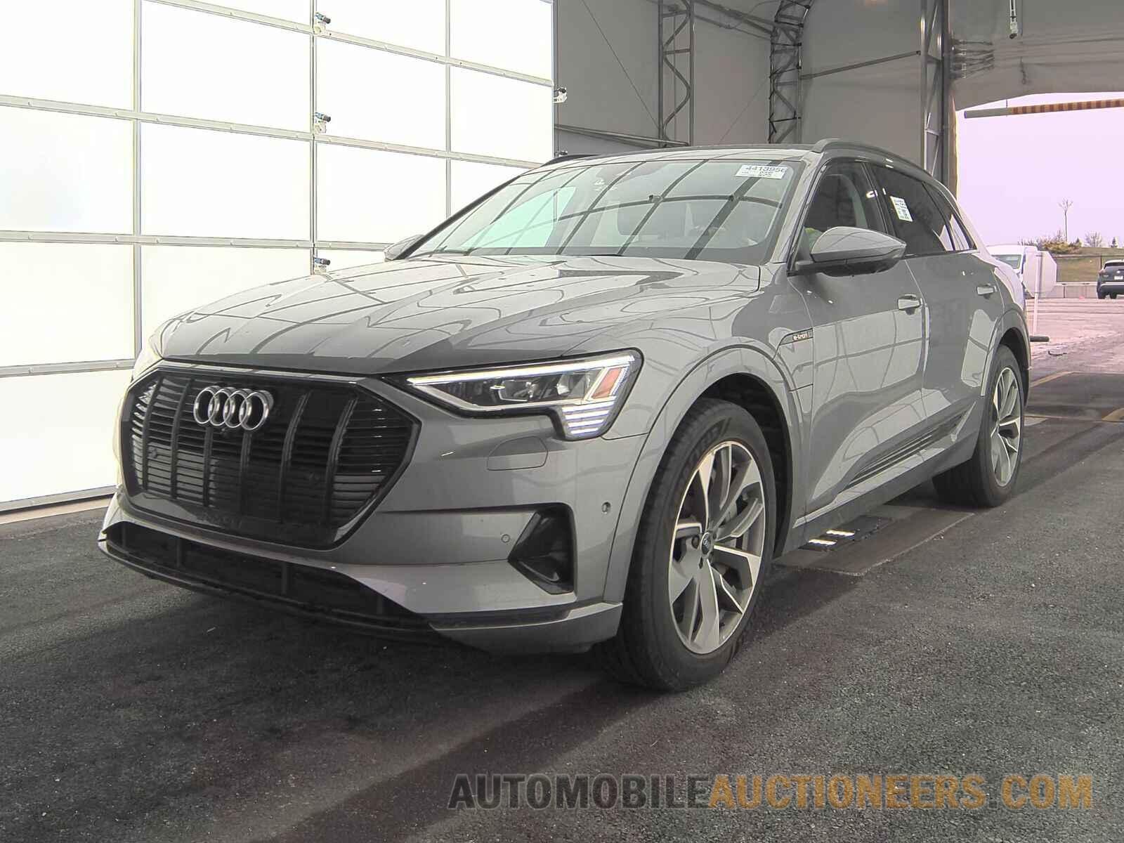 WA1LAAGEXMB022867 Audi e-tron 2021