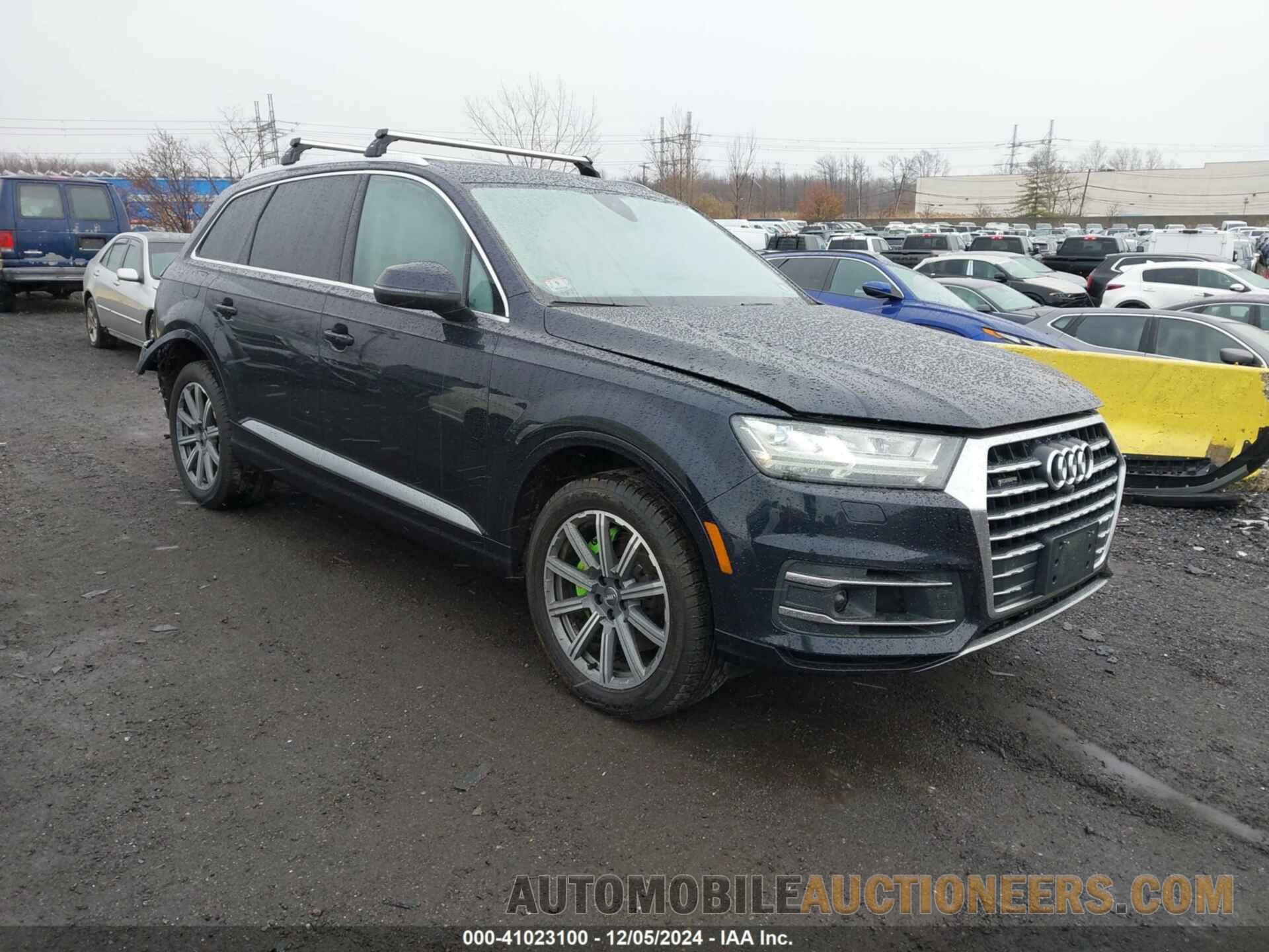 WA1LABF70HD058814 AUDI Q7 2017