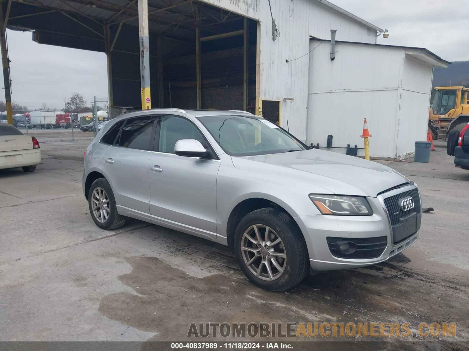 WA1LFAFP0BA019418 AUDI Q5 2011