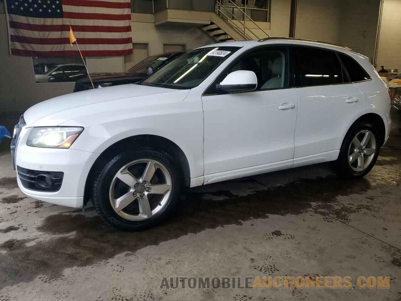 WA1LFAFP6BA117899 AUDI Q5 2011