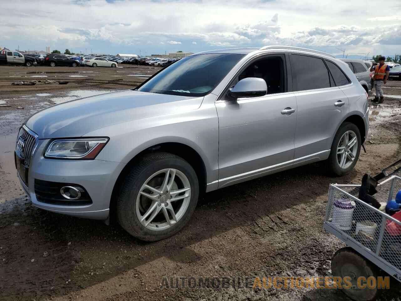 WA1LFAFP7FA110885 AUDI Q5 2015