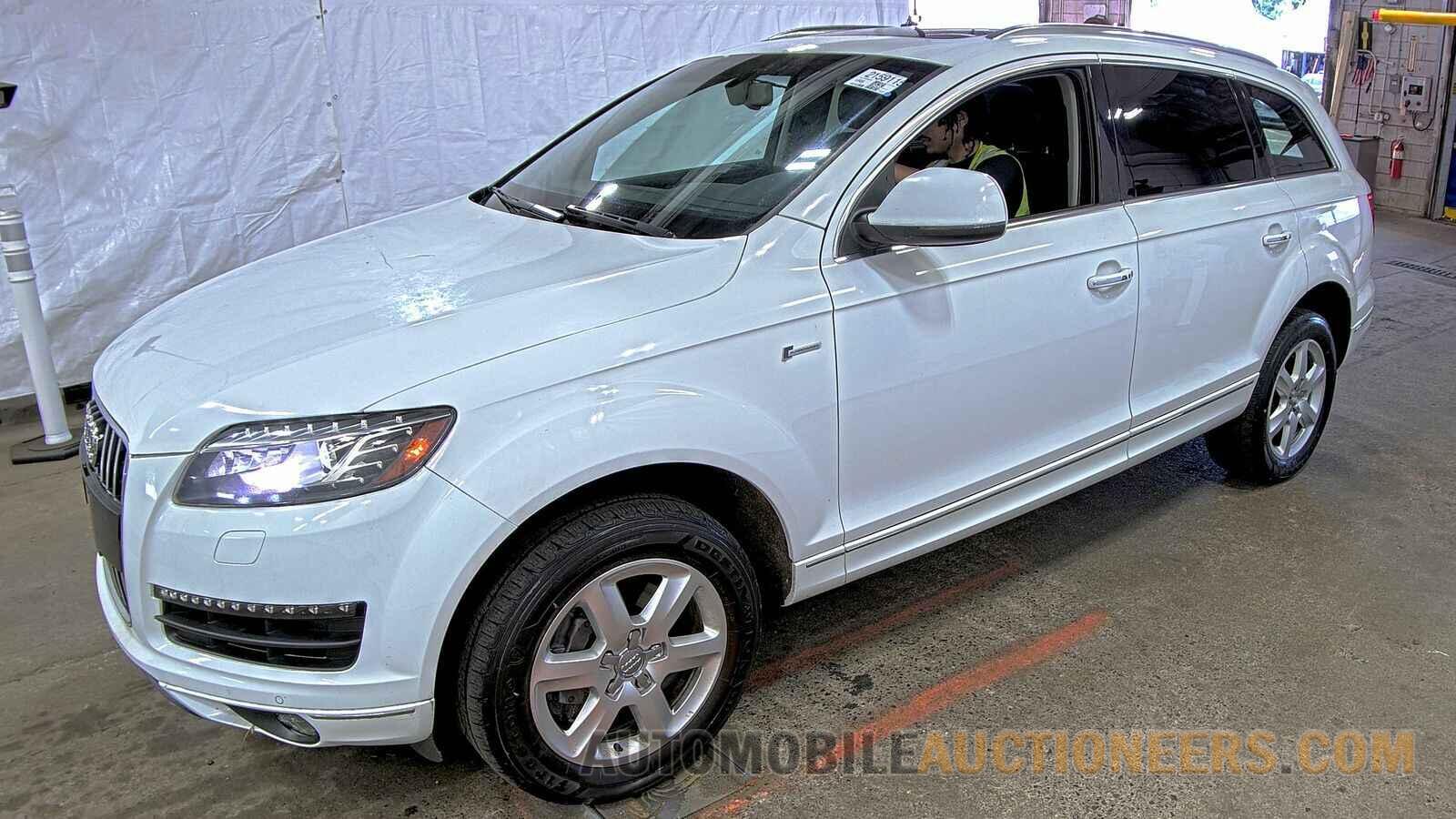 WA1LGAFEXFD025940 Audi Q7 2015