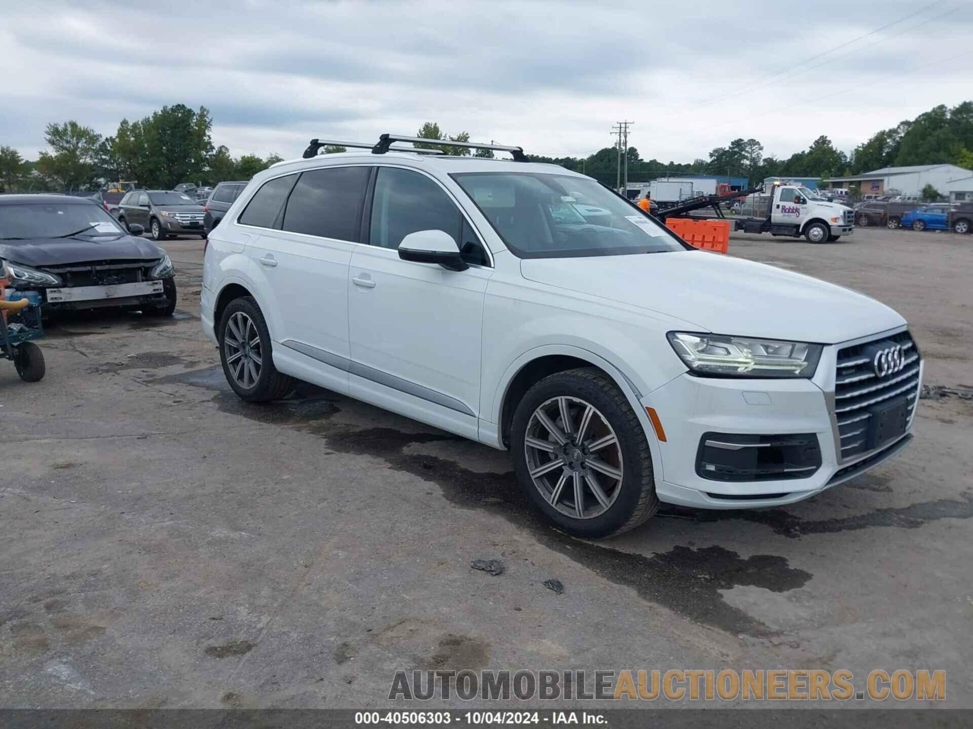 WA1LHAF73HD045836 AUDI Q7 2017