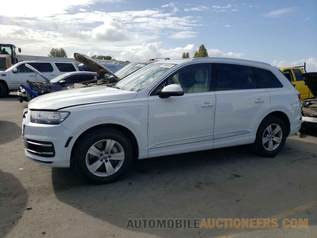 WA1LHAF73KD040191 AUDI Q7 2019