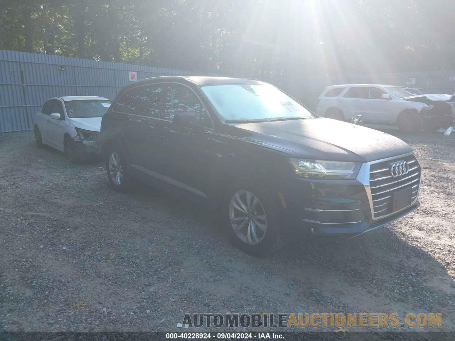 WA1LHAF75HD048947 AUDI Q7 2017