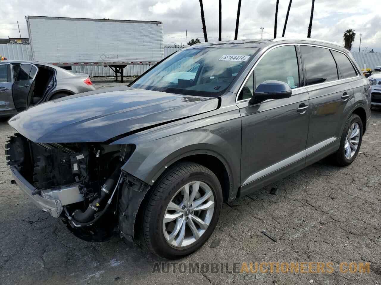 WA1LHAF7XJD040915 AUDI Q7 2018