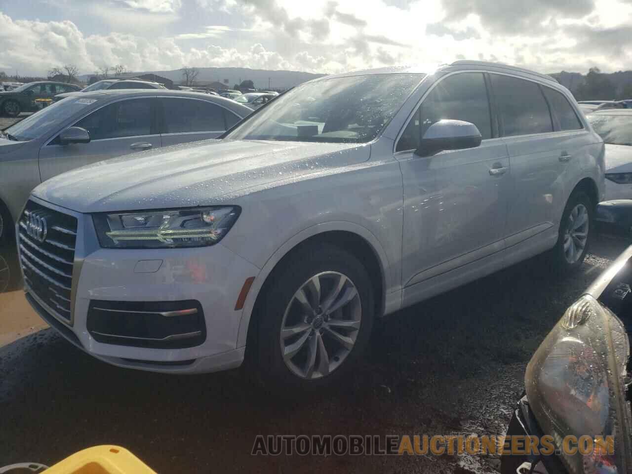 WA1LHAF7XKD018821 AUDI Q7 2019