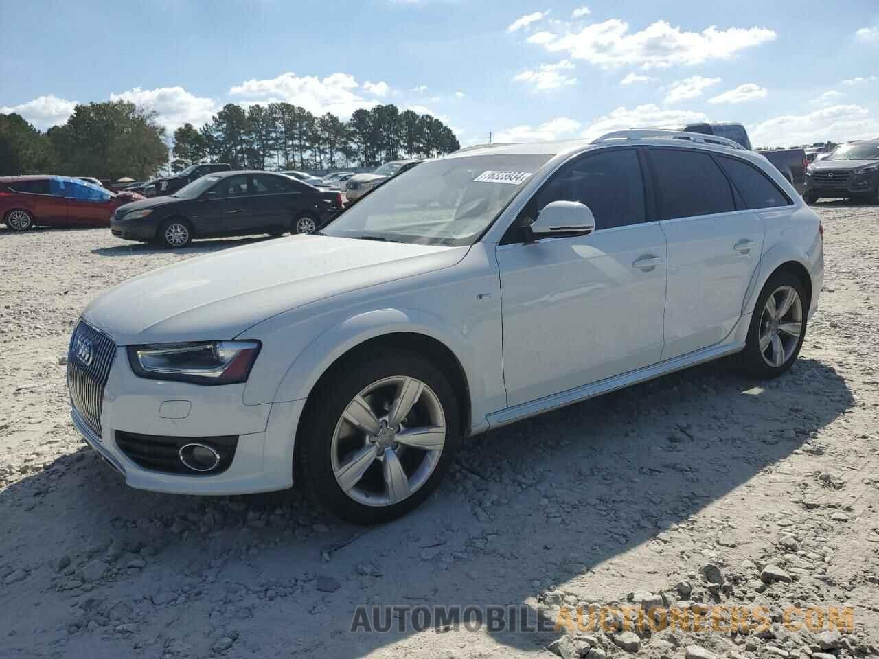 WA1UFAFL0FA123317 AUDI A4 2015