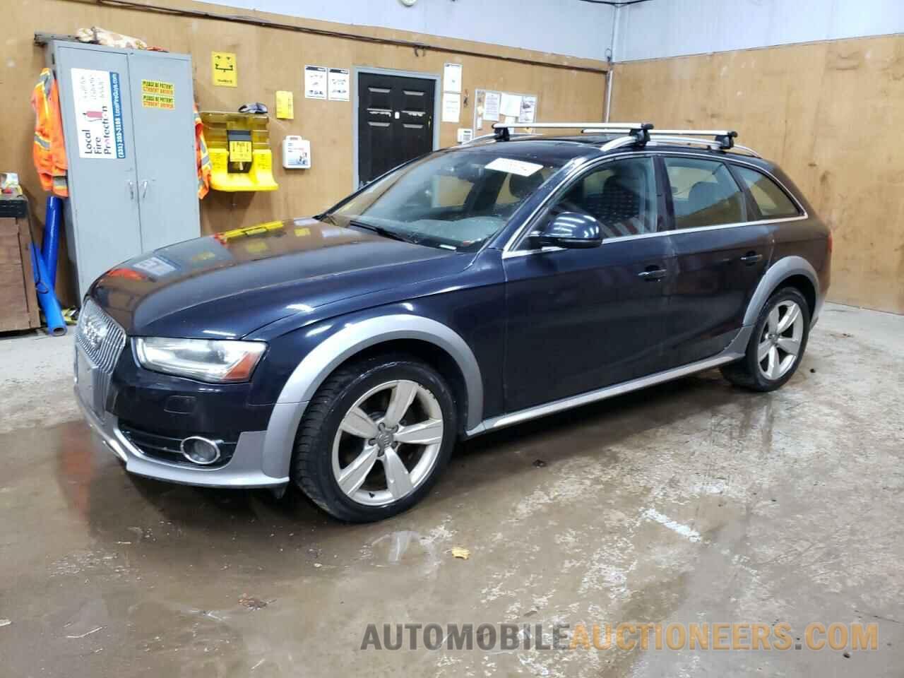 WA1UFAFL2DA235145 AUDI A4 2013