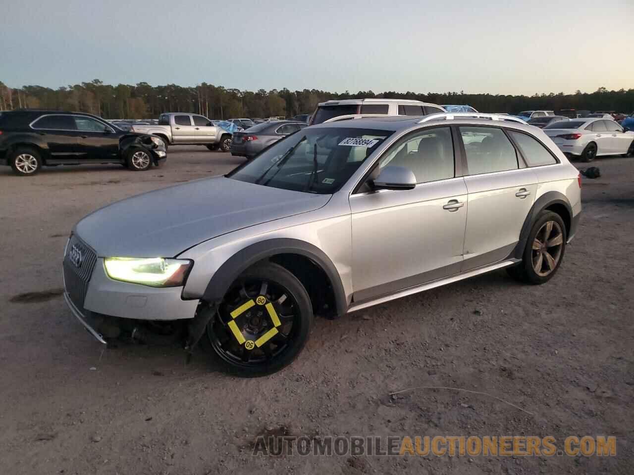 WA1UFAFL3DA138326 AUDI A4 2013