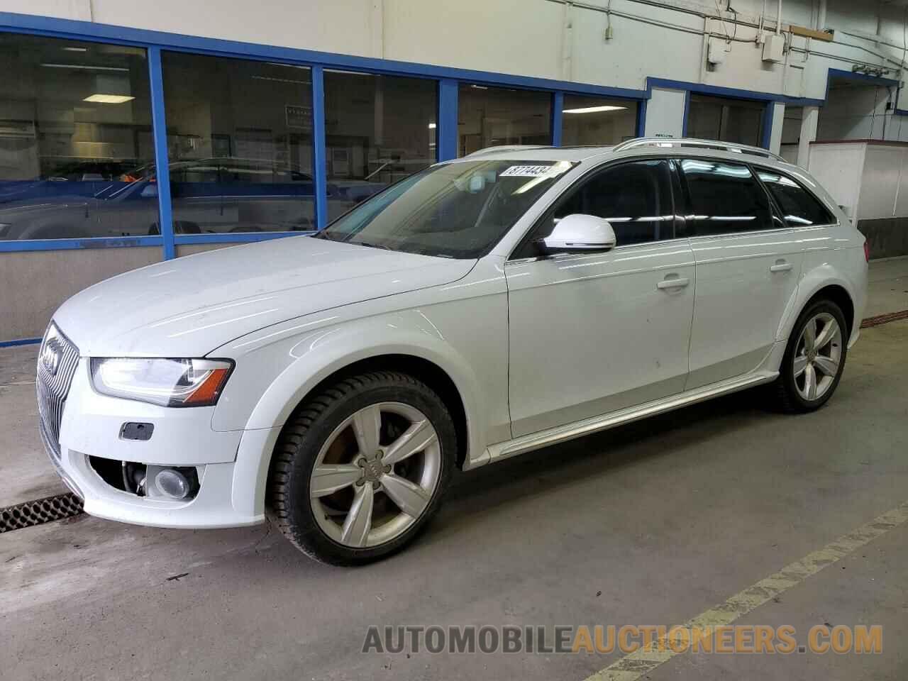 WA1UFAFL6DA152589 AUDI A4 2013