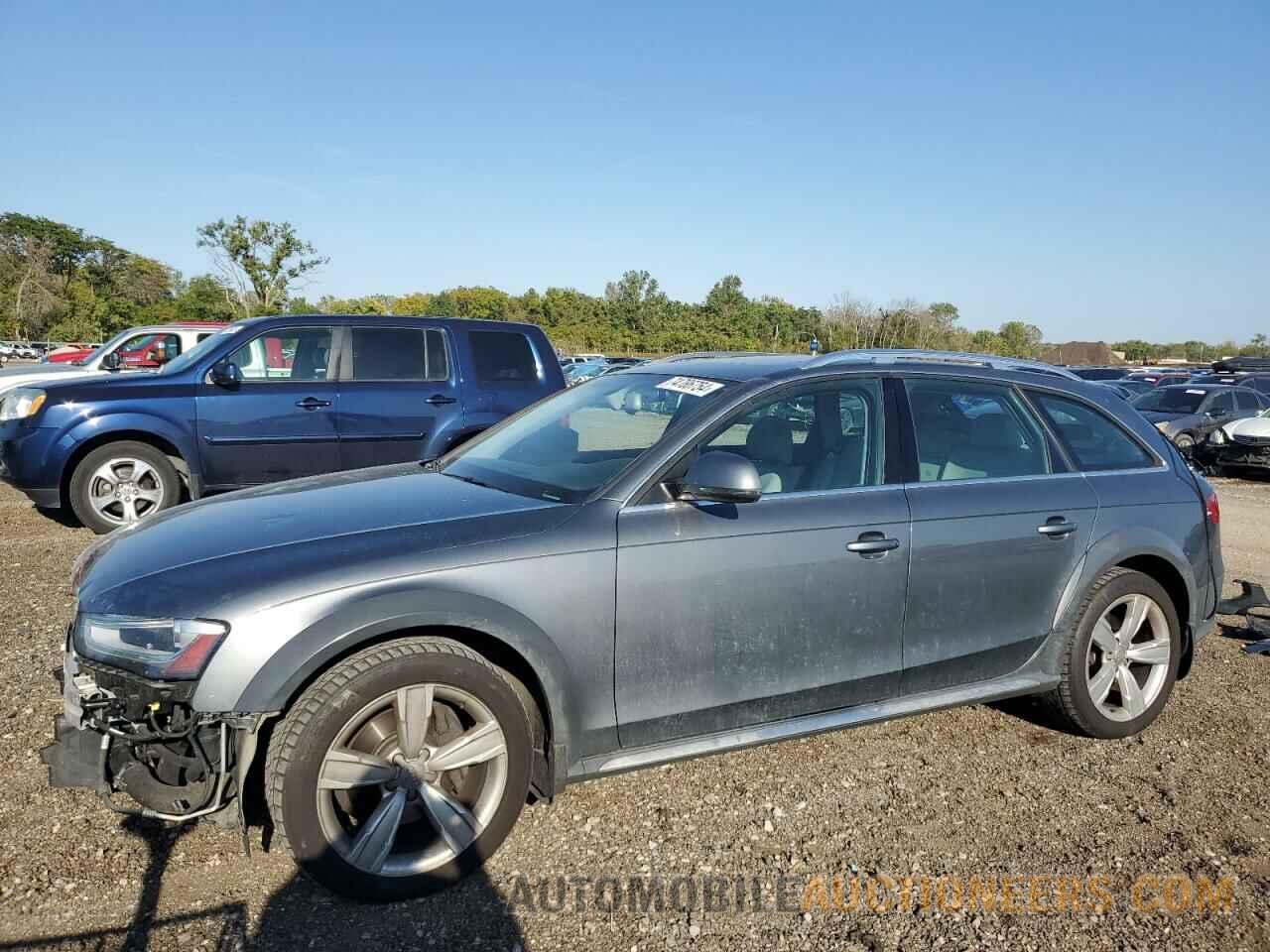 WA1UFAFL8DA125118 AUDI A4 2013