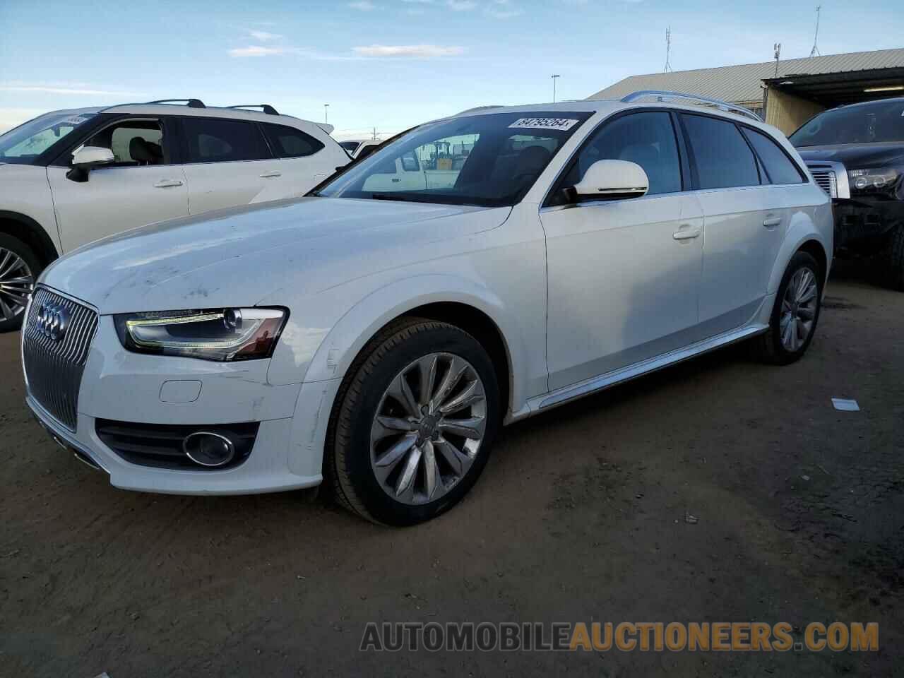 WA1UFAFLXFA125978 AUDI A4 2015