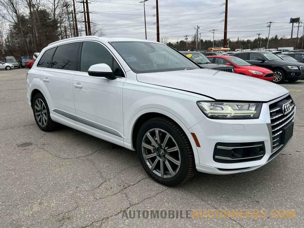 WA1VAAF70HD012760 AUDI Q7 2017