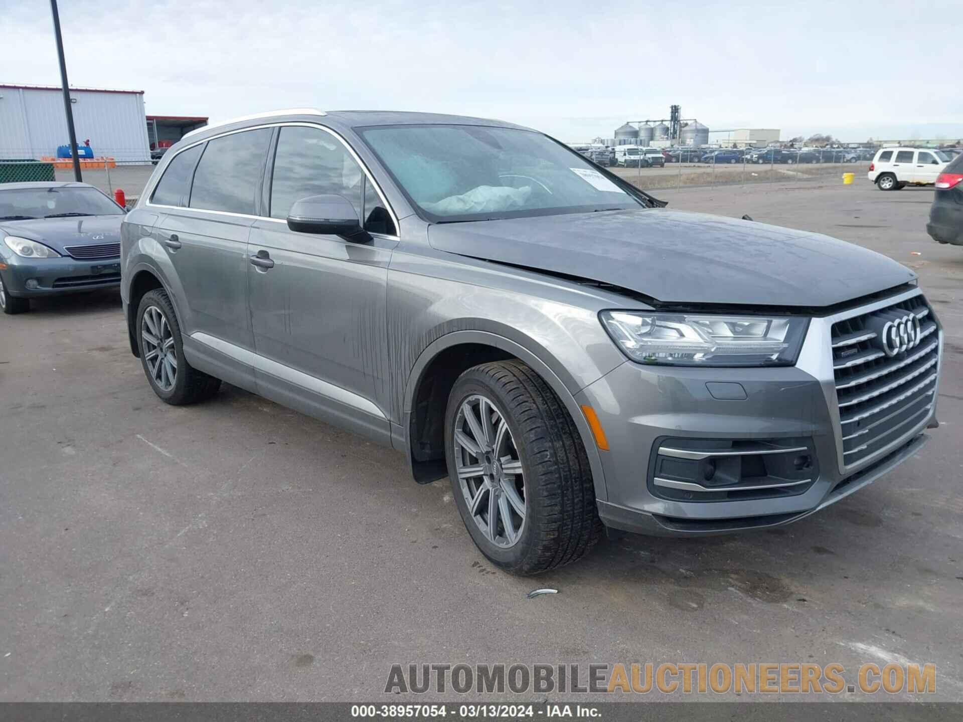 WA1VAAF70HD054734 AUDI Q7 2017