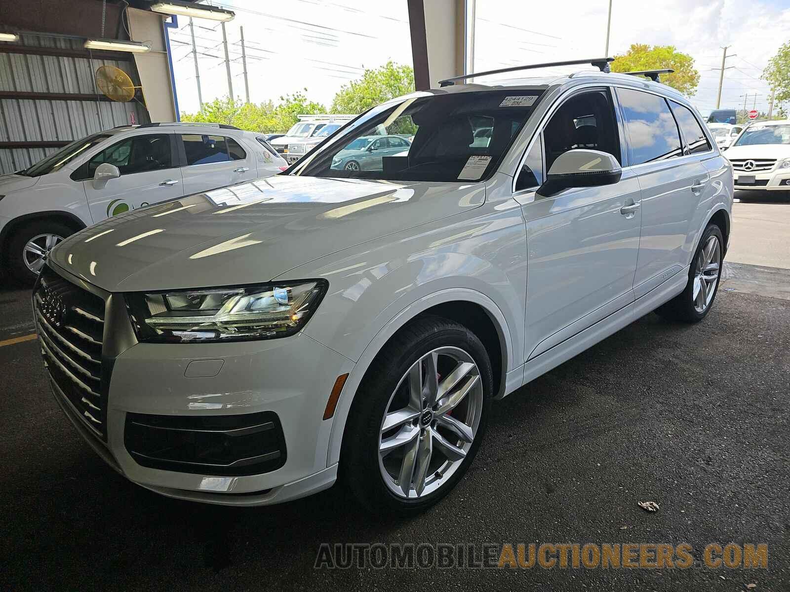 WA1VAAF70JD009492 Audi Q7 2018