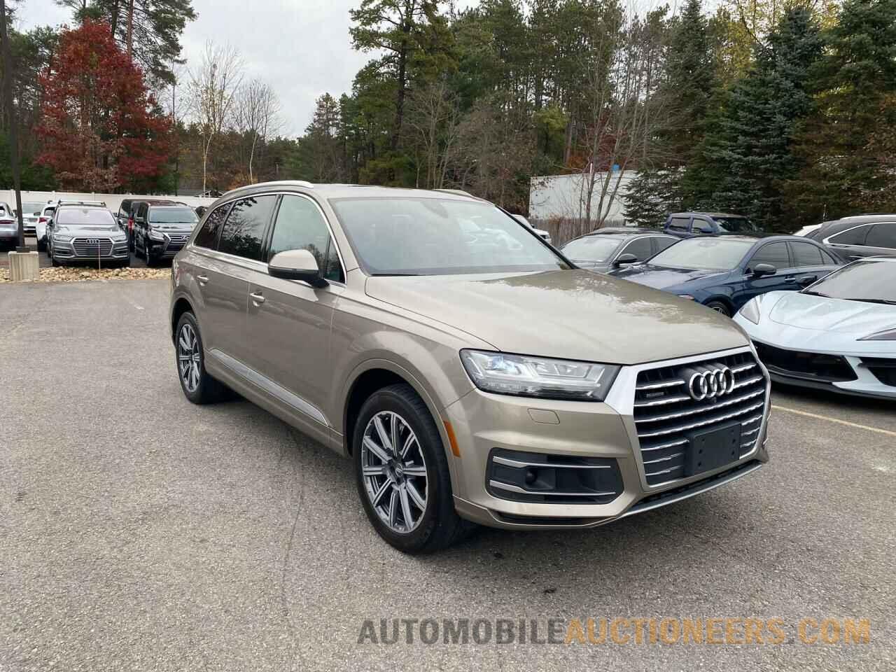 WA1VAAF71HD007180 AUDI Q7 2017