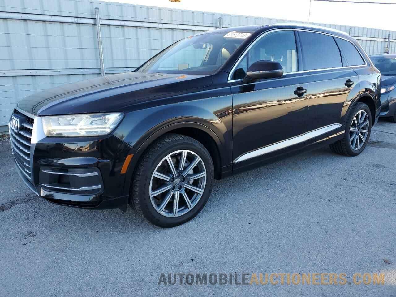 WA1VAAF71HD009186 AUDI Q7 2017