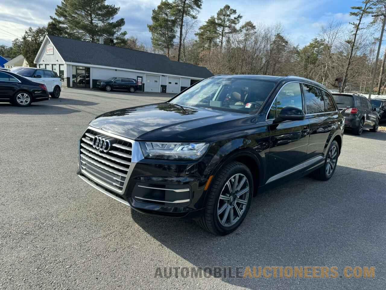 WA1VAAF71HD010760 AUDI Q7 2017