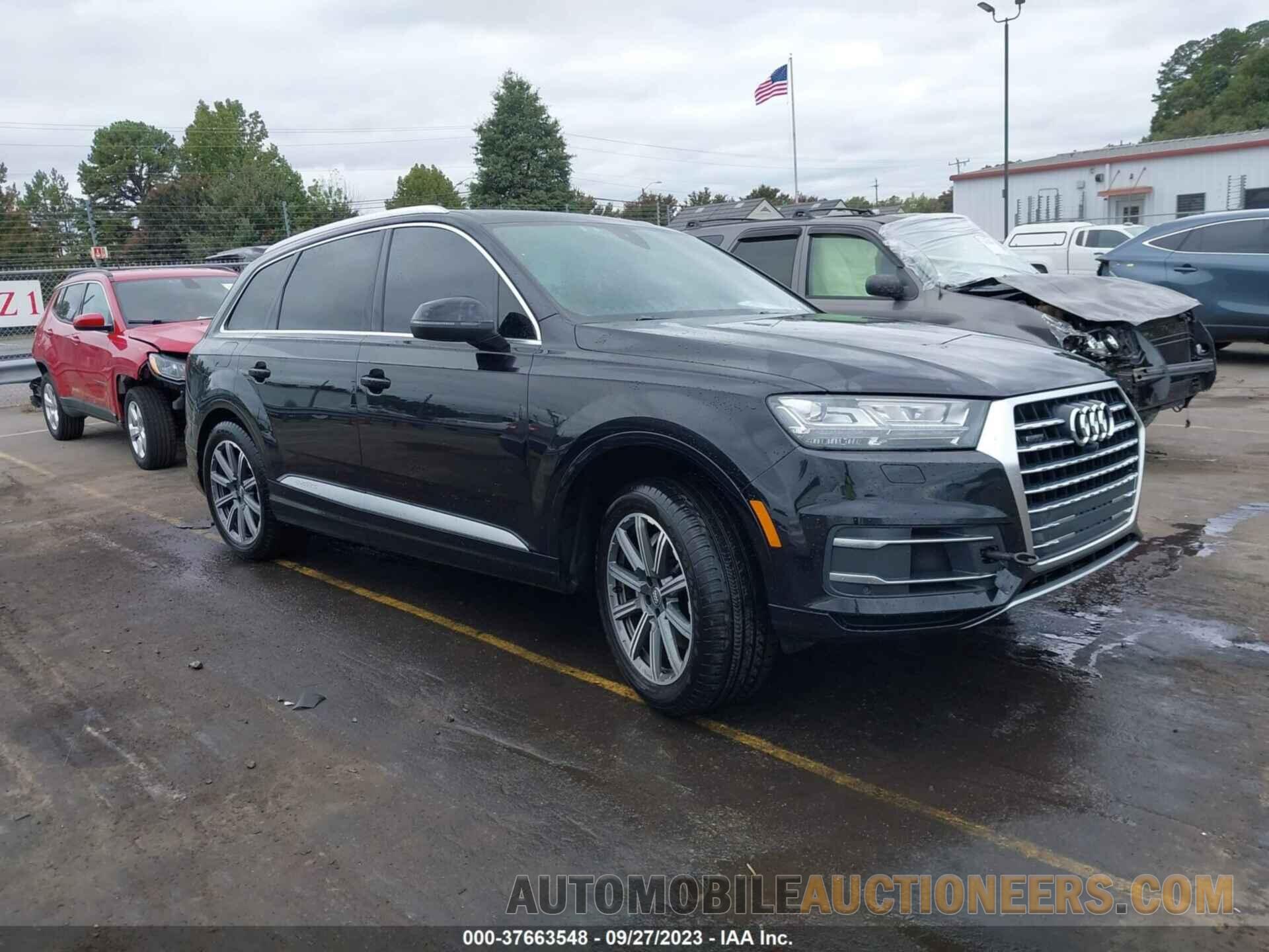 WA1VAAF71HD031303 AUDI Q7 2017