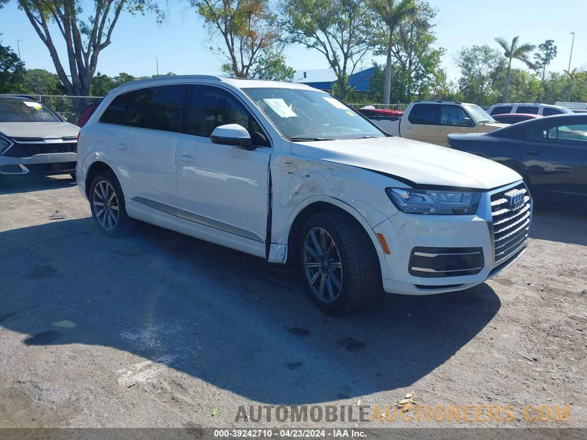 WA1VAAF71JD040055 AUDI Q7 2018