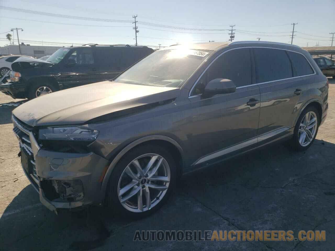 WA1VAAF72HD008340 AUDI Q7 2017