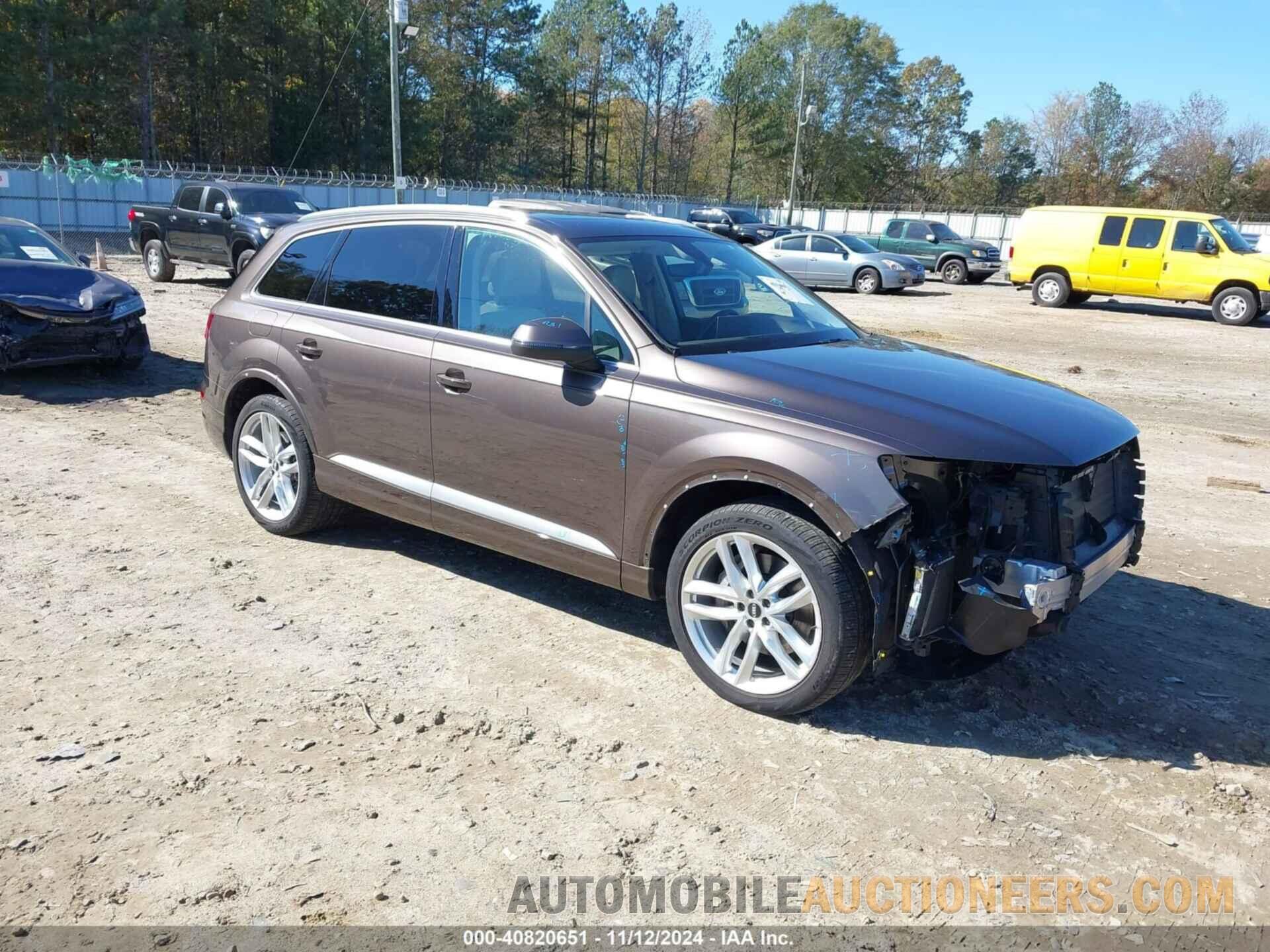 WA1VAAF72HD021878 AUDI Q7 2017