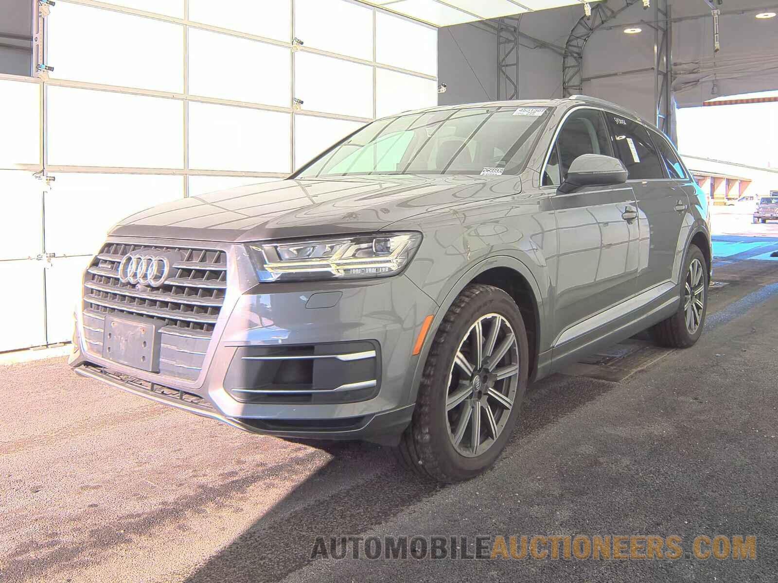 WA1VAAF73HD003552 Audi Q7 2017