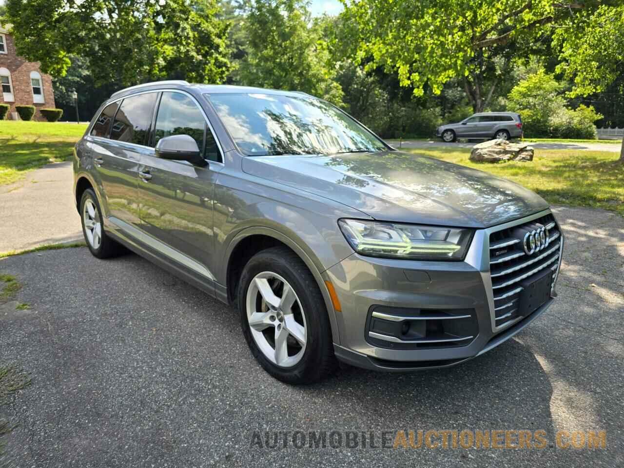 WA1VAAF73HD023185 AUDI Q7 2017