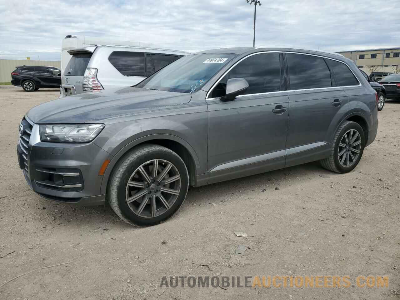 WA1VAAF73HD035076 AUDI Q7 2017