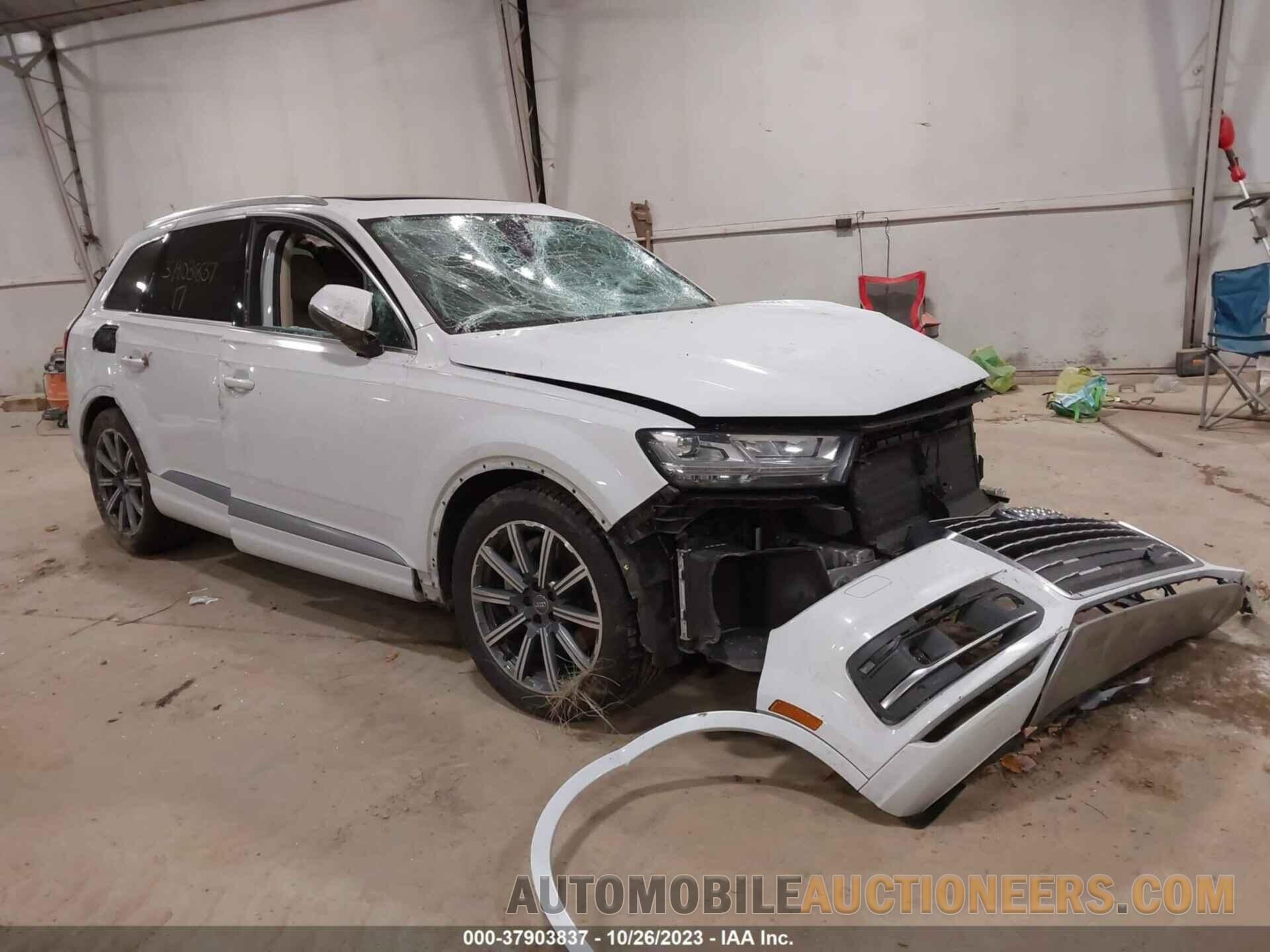 WA1VAAF74HD028458 AUDI Q7 2017