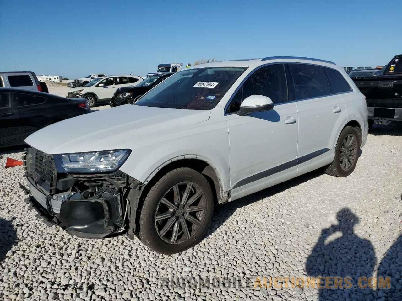 WA1VAAF74HD038780 AUDI Q7 2017