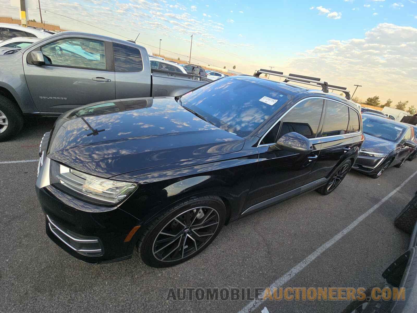 WA1VAAF74HD052758 Audi Q7 2017