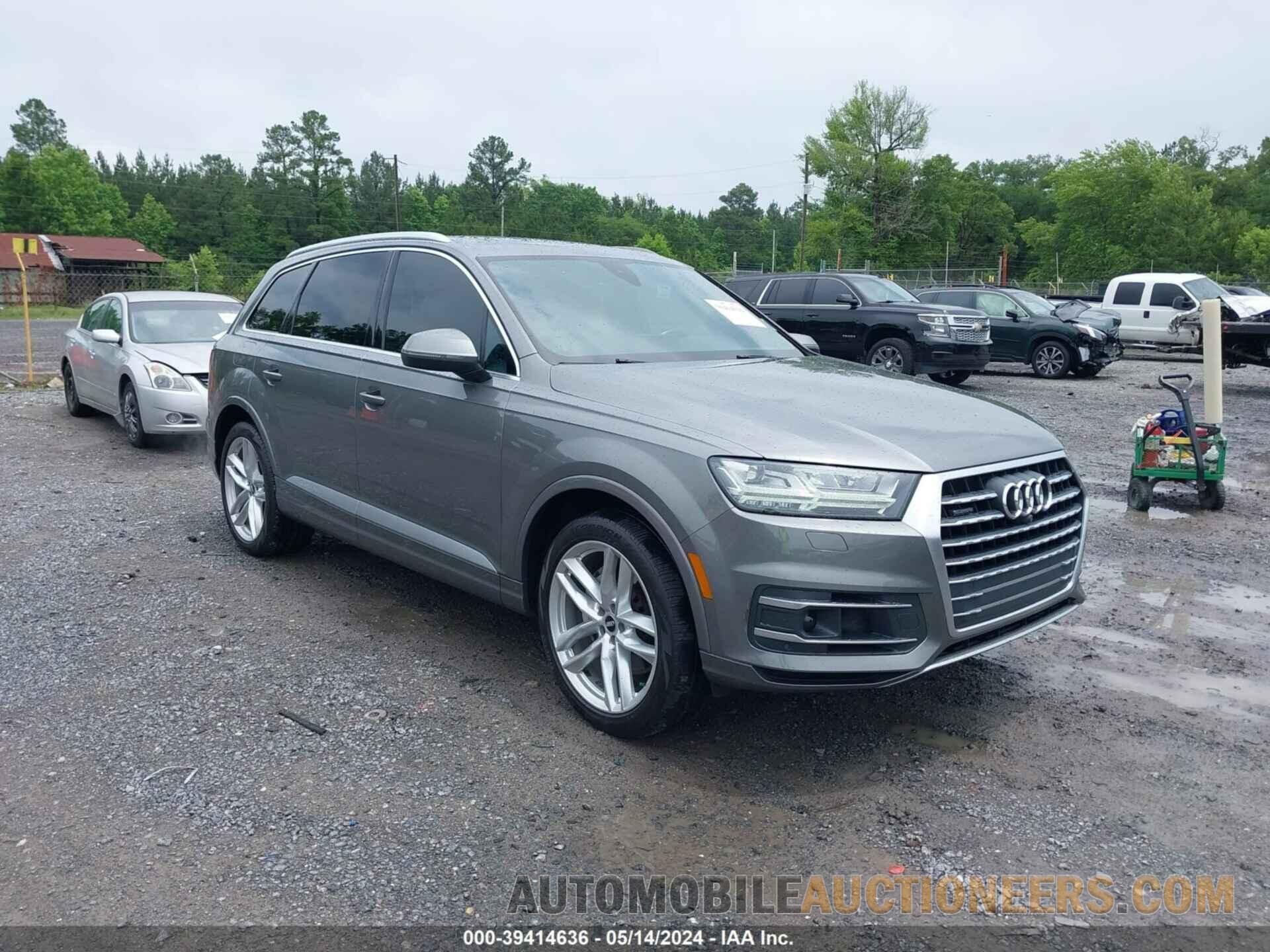 WA1VAAF75HD027576 AUDI Q7 2017