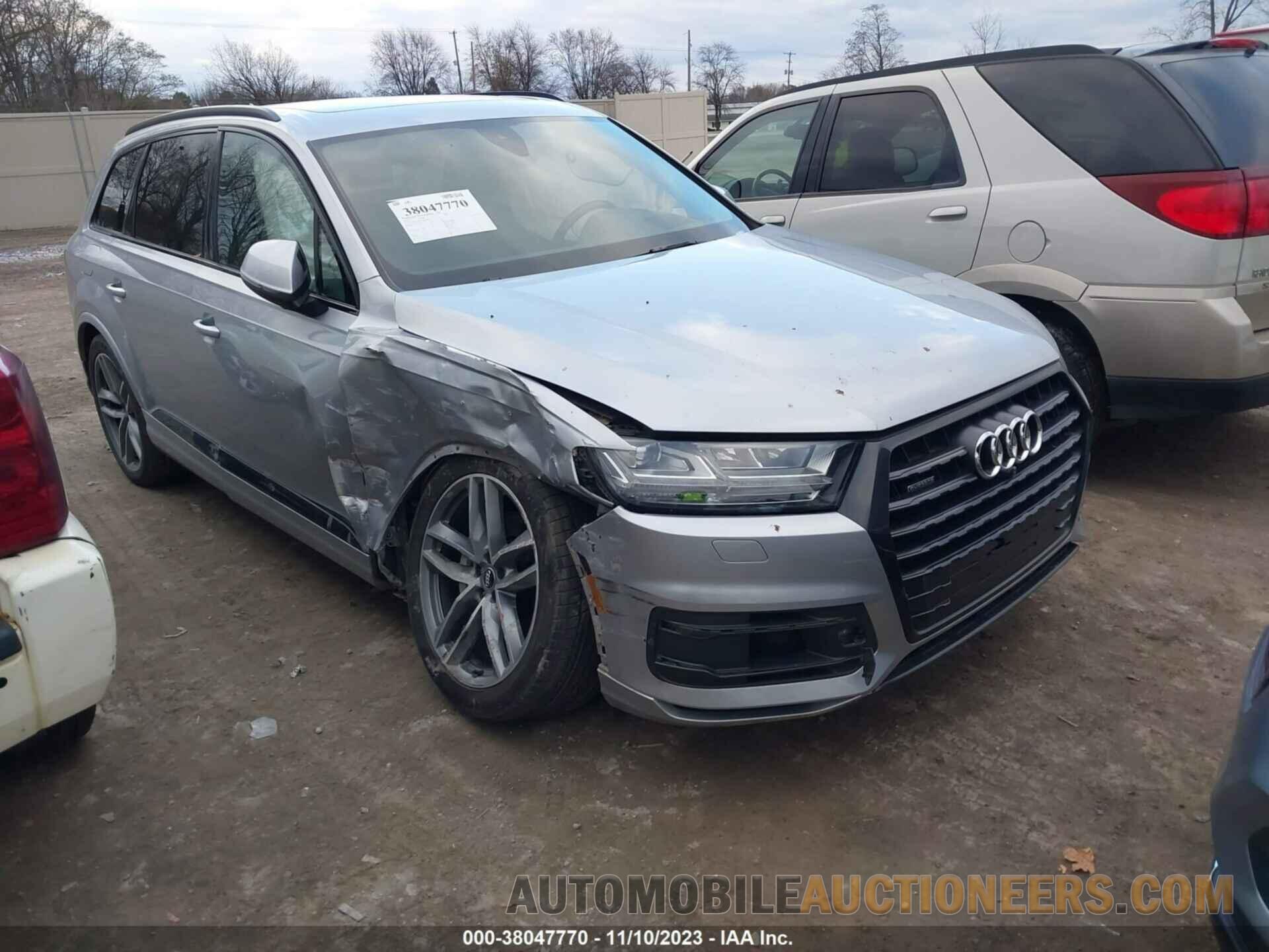 WA1VAAF75HD030042 AUDI Q7 2017