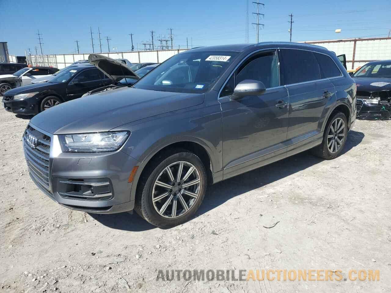 WA1VAAF75HD031692 AUDI Q7 2017