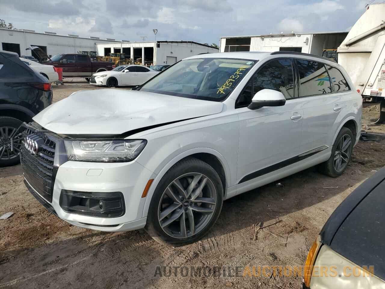 WA1VAAF75HD042420 AUDI Q7 2017