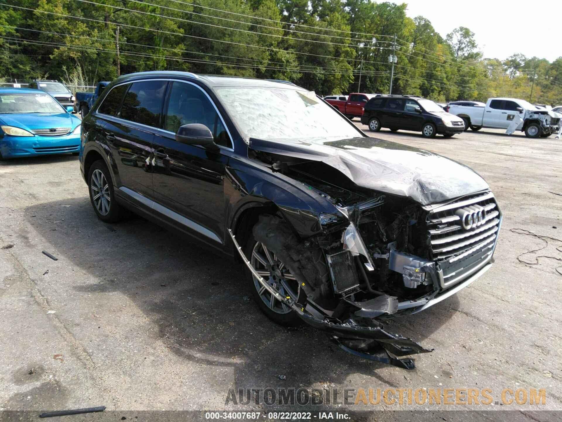 WA1VAAF75HD055796 AUDI Q7 2017