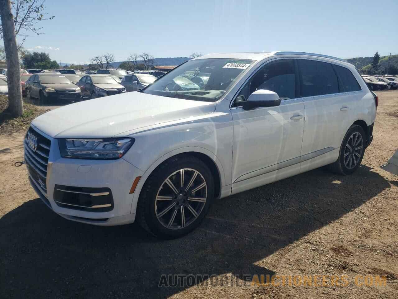 WA1VAAF76HD018126 AUDI Q7 2017