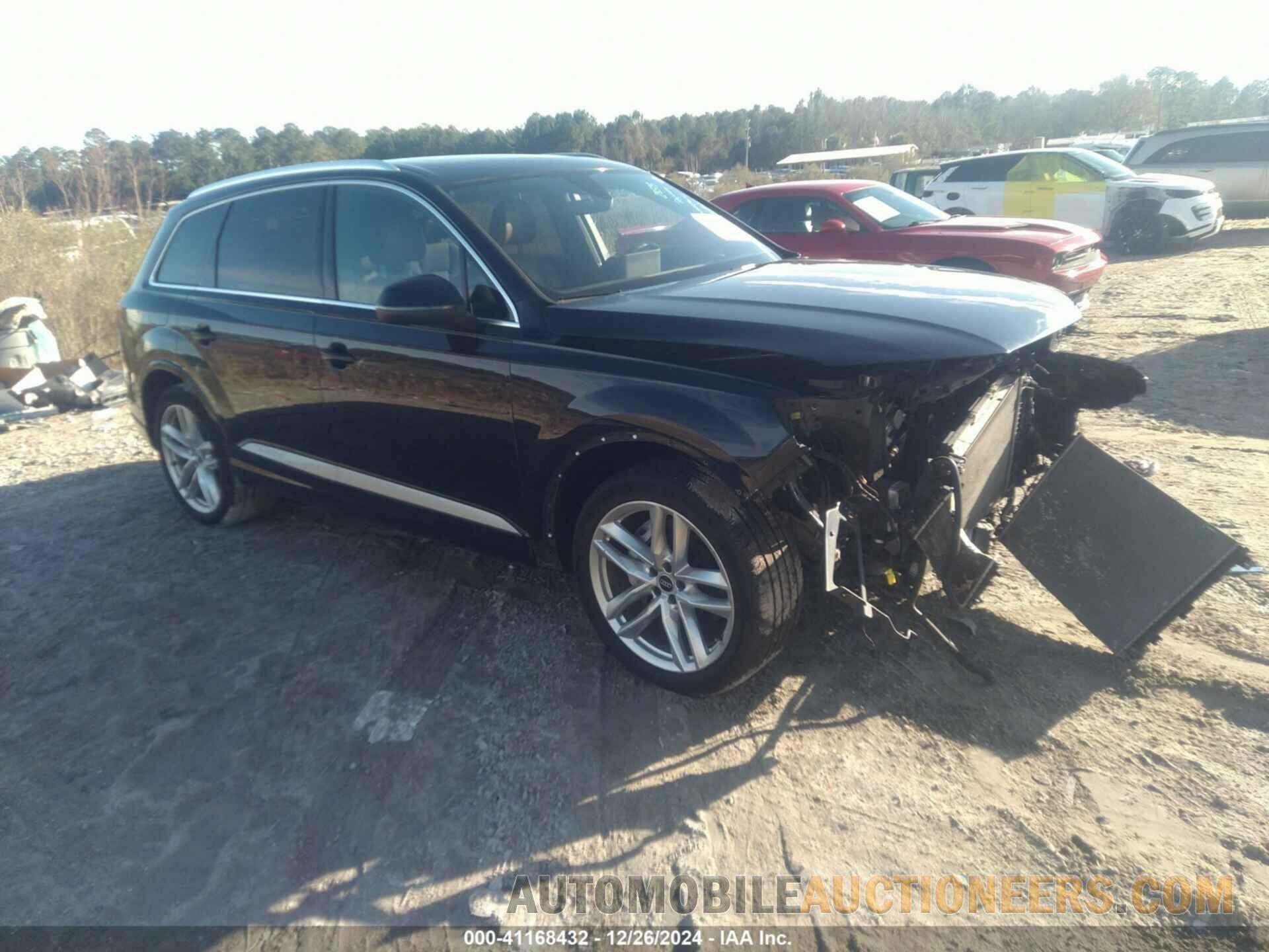 WA1VAAF76HD024573 AUDI Q7 2017