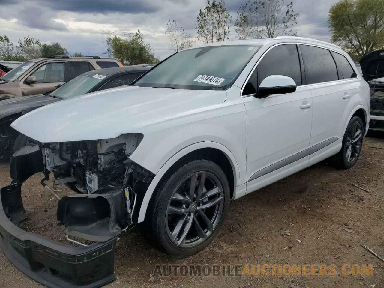 WA1VAAF76HD027358 AUDI Q7 2017