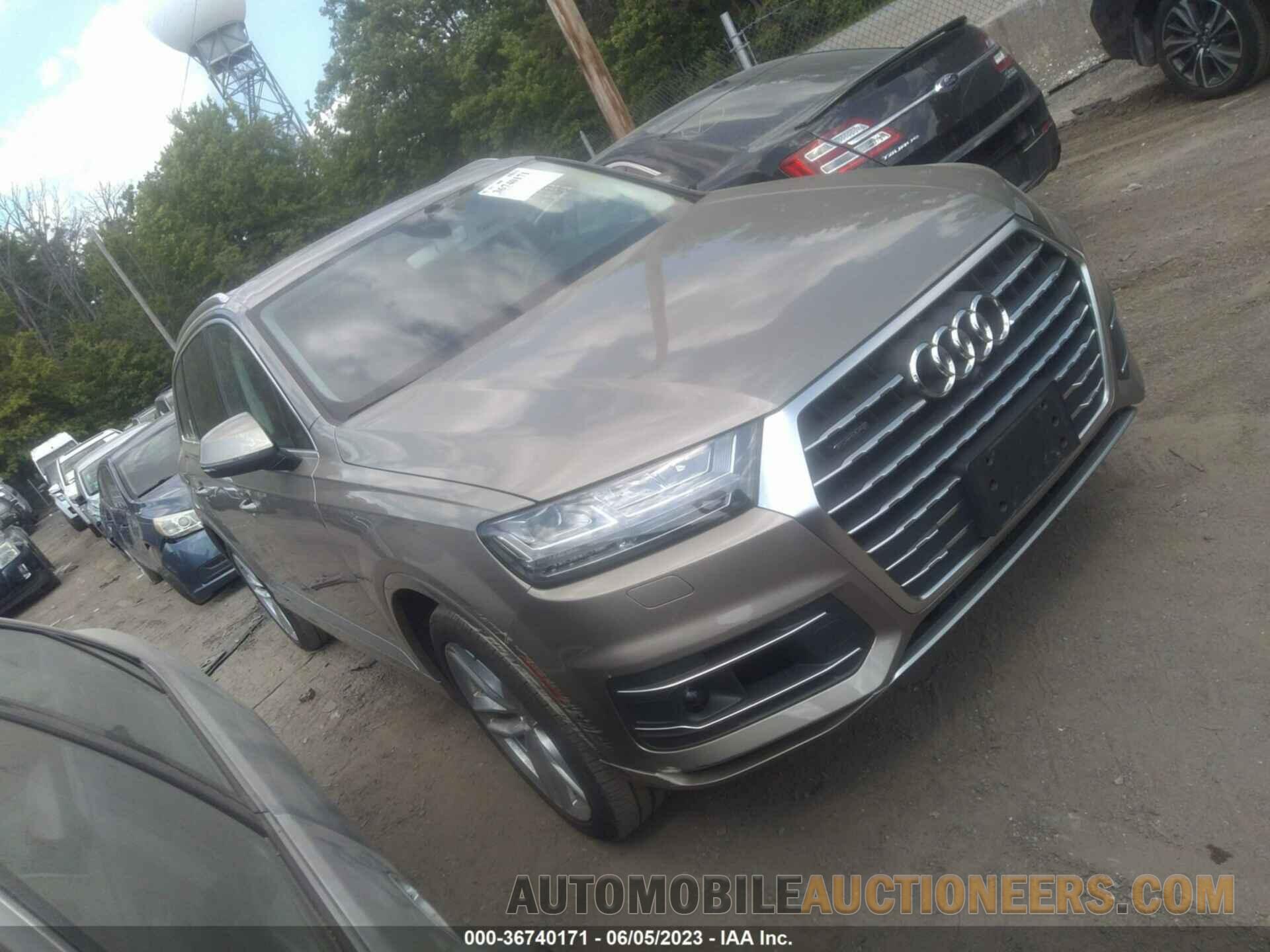 WA1VAAF77HD008222 AUDI Q7 2017