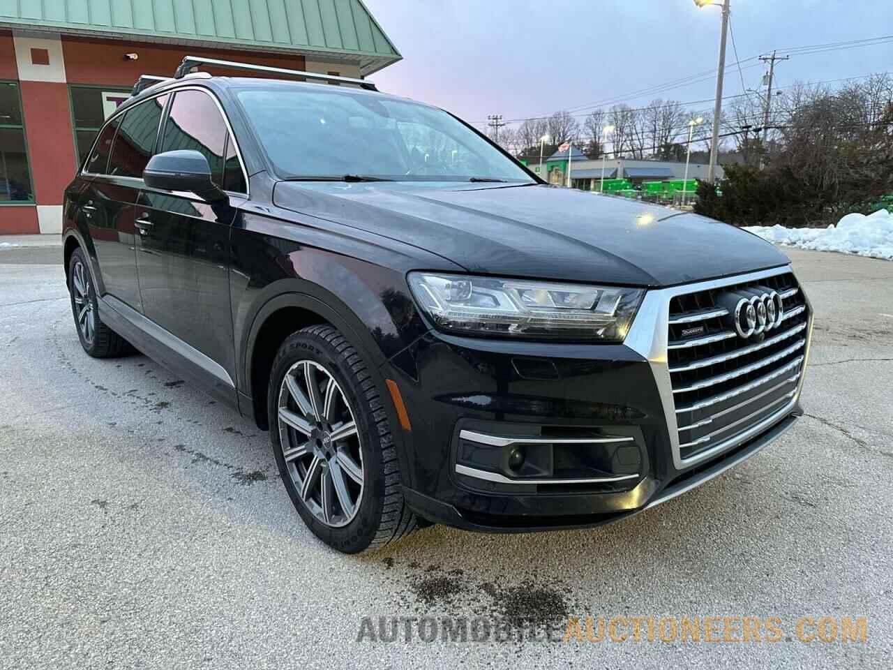 WA1VAAF77HD009371 AUDI Q7 2017