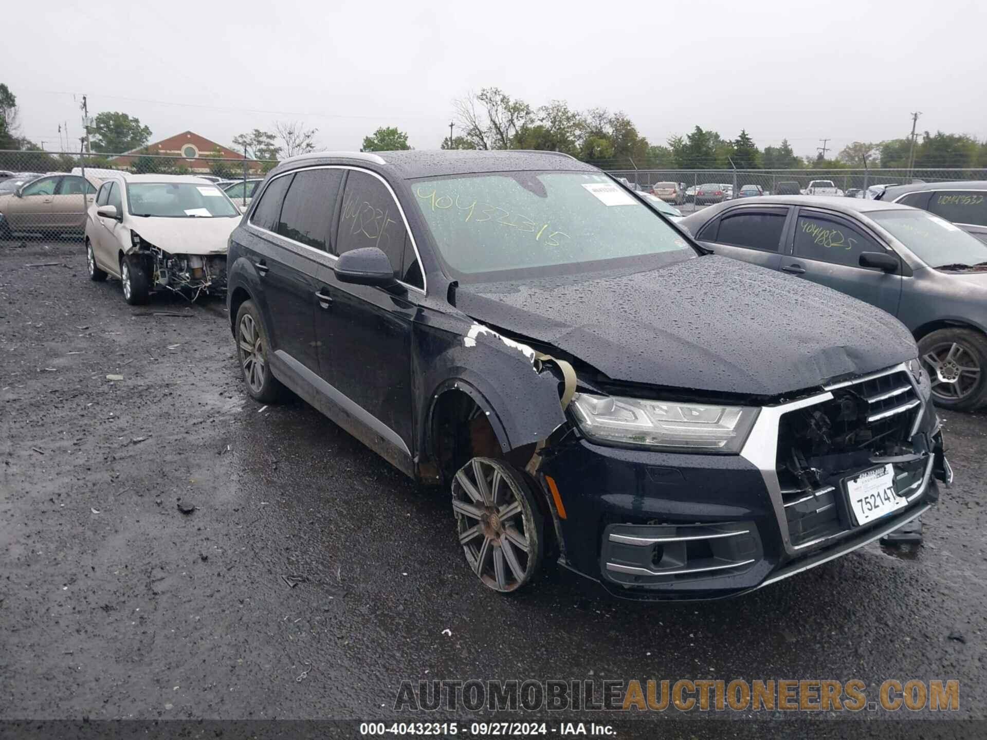 WA1VAAF77HD011296 AUDI Q7 2017