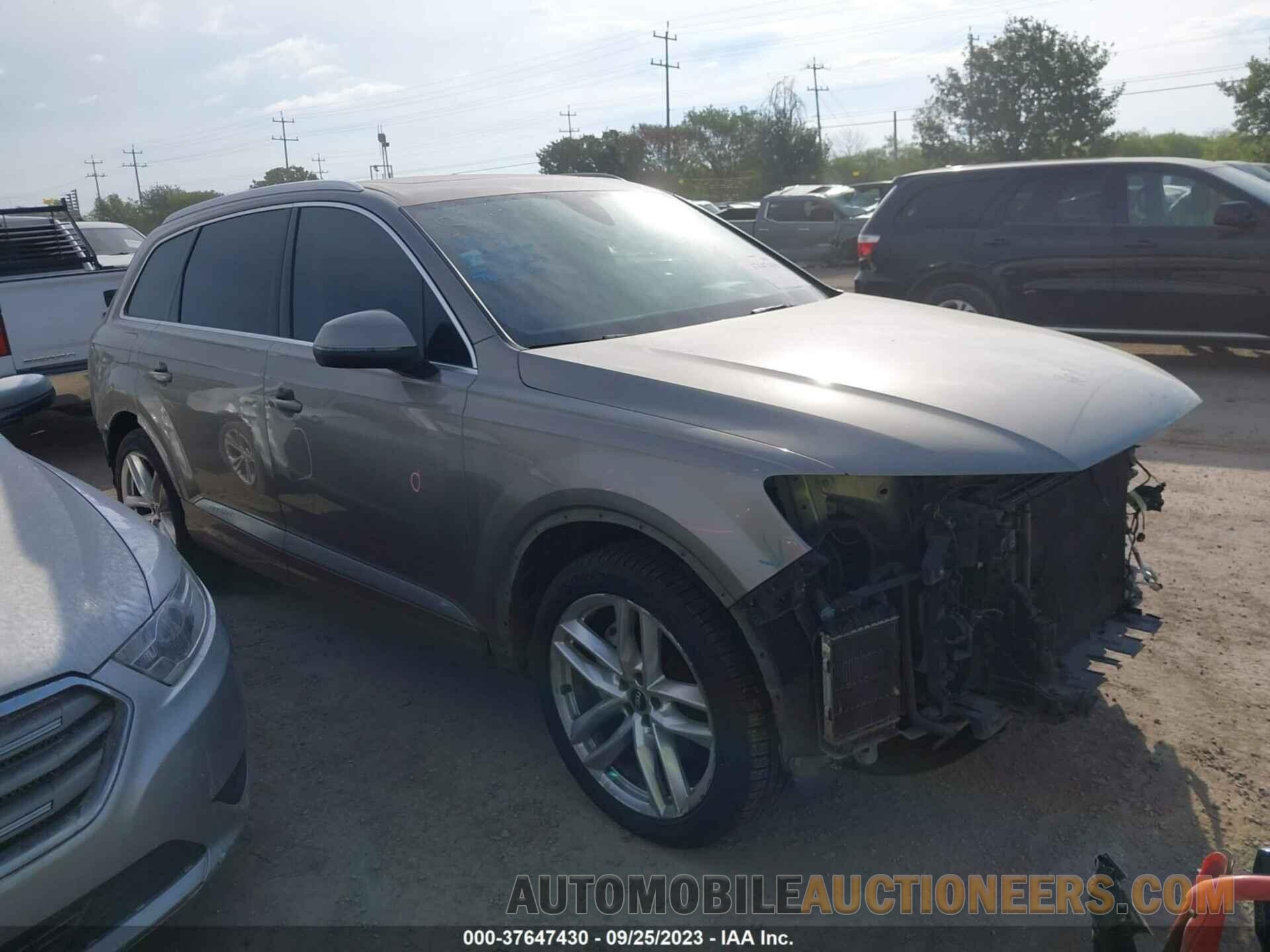 WA1VAAF77HD031449 AUDI Q7 2017