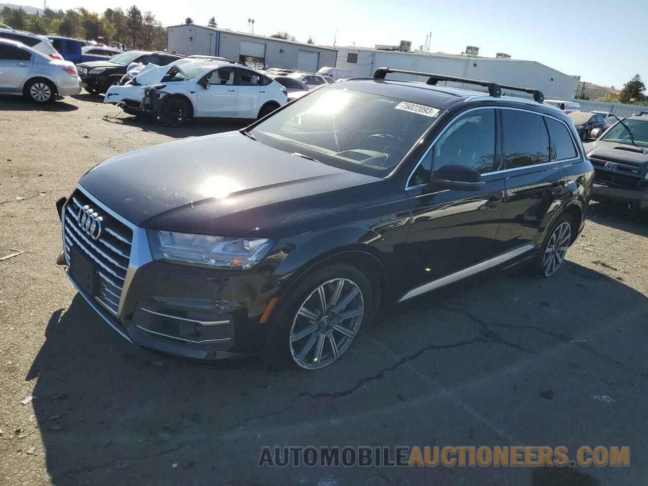 WA1VAAF77HD059039 AUDI Q7 2017