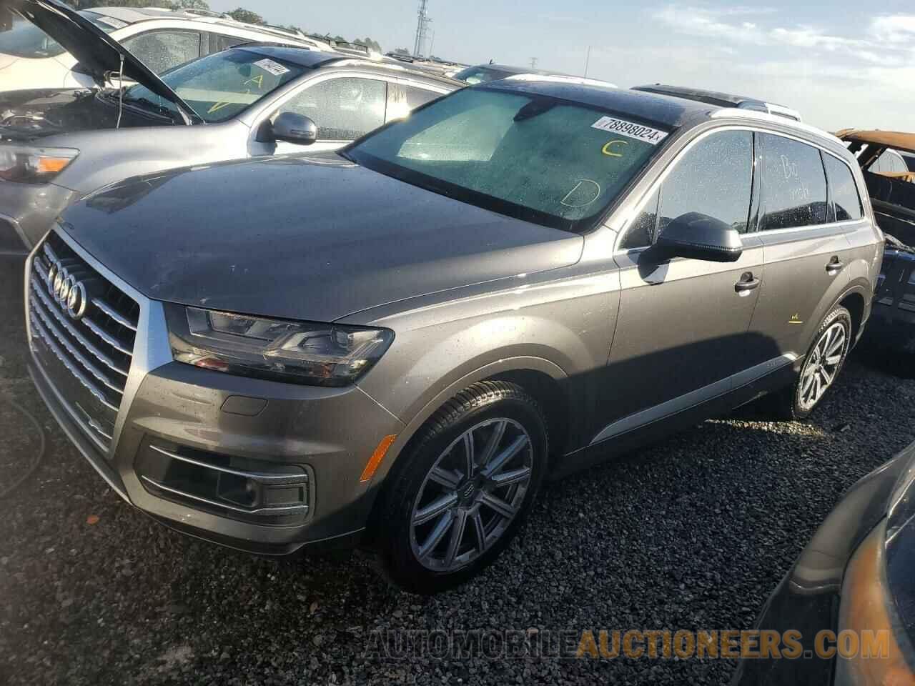 WA1VAAF77JD040688 AUDI Q7 2018